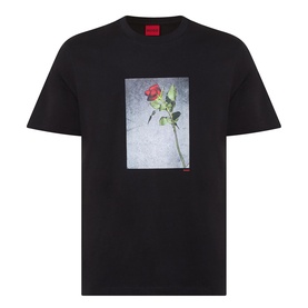 Hugo Durose Graphic T-Shirt in black, crew neck with short sleeves and front rose photo graphic print