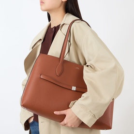 Lounge Grained Leather Tote Bag
