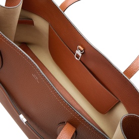Lounge Grained Leather Tote Bag