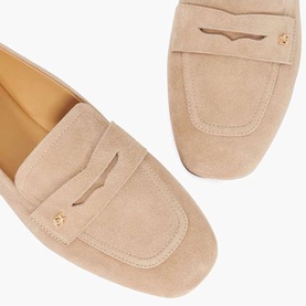 Glances Back Logo Penny Loafers