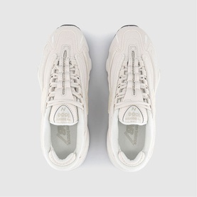 1000 Trainers