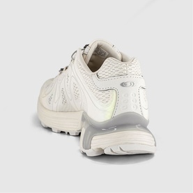 XT-Whisper Void Trainers