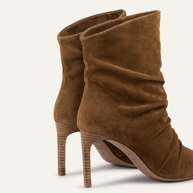 Colivia Suede Heeled Boots