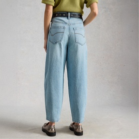 Aubrey Relaxed Barrel Leg Jeans
