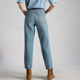 Freya Weekend Straight Leg Jeans