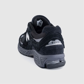 2002 Trainers