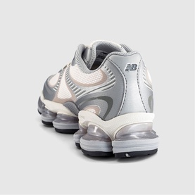 Abzorb 2000 Trainers