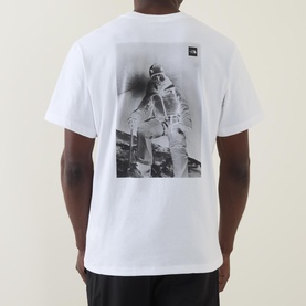 Expedition Photo Graphic T-Shirt
