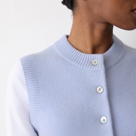 Button-Down Knitted Waistcoat