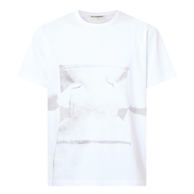 Gesture Graphic T-Shirt