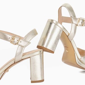 Manifesting Block Heel Sandals