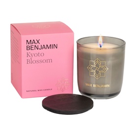 Luxury Scented Candle in Gift Box Kyoto Blossom