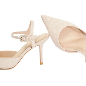 Channel Buckle Courts