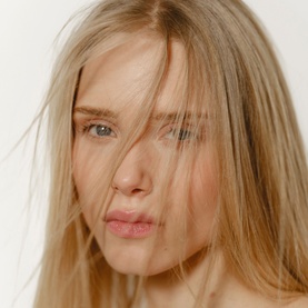 Blonde White & Grey Beautifying Hair Care Mask