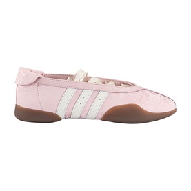 Taekwondo Mei Ballet Flats