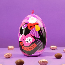 Metal Egg Filled With Eggs Hazelnut Pralin&eacute; & Caramel Milk Chocolate