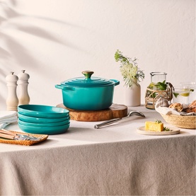 Signature Cast Iron Oval Casserole 29cm