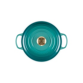 Signature Cast Iron Round Casserole 24cm