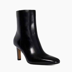 Ovation Chisel Toe Heeled Boots