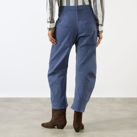 Shon Mid-Rise Barrel Leg Jeans