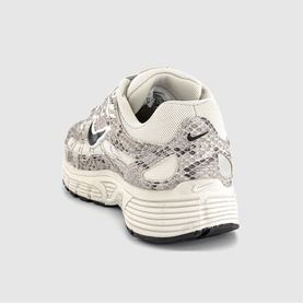P6000 Trainers