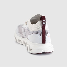 Cloud 6 Versa Trainers