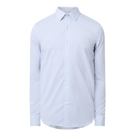 Calvin Klein The Poplin Dotted Shirt in Blue Dot, slim fit, long sleeves, single cuffs, button fastening, curved hemline