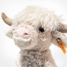 Harper Highland Cow 24cm