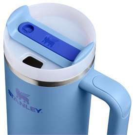 The Blue Sky Quencher H2.0 FlowState&trade; Tumbler 0.89L