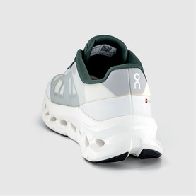 Cloudtilt Remix Trainers