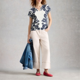 Nelly Notch Floral T-Shirt