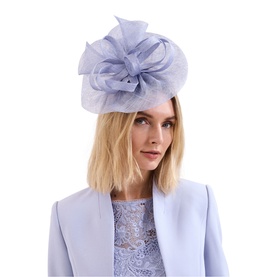 Freeform Twist Detail Fascinator