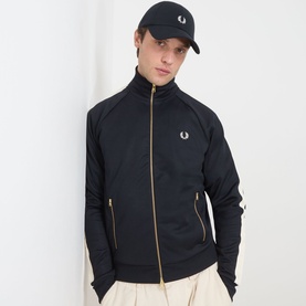 Laurel Wreath Piqu&eacute; Logo Baseball Cap