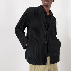Pleated Single-Breasted Blazer