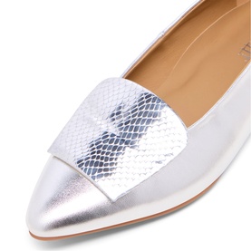 Rechina Pointed Flats