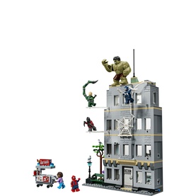 Lego Marvel Spider-Man Vs. Hulk Epic Clash building set with multi-storey tower, Hulk figure on top, and six minifigures including Spider-Man