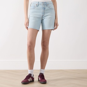 501&reg; Mid-Thigh Lightweight Shorts