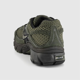 Air Max Moto Trainers