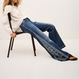 Vivy Flared Jeans