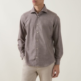 Model wearing Eleventy Dandy Houndstooth Shirt in Burgundy, styled with beige trousers.