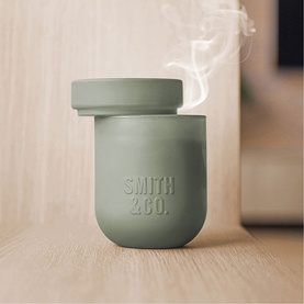 Amber & Freesia Candle 250g