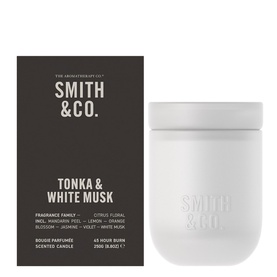 Tonka & White Musk Candle 250g