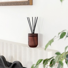 Black Oud & Saffron Diffuser 200ml