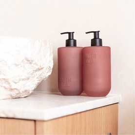 Blush Rose & Blackberry Hand & Body Wash 400ml