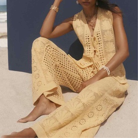 Shell Crochet Mid-Rise Flared Trousers