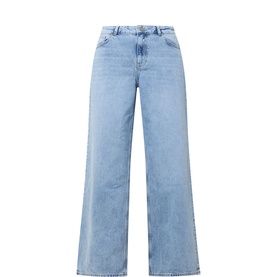 Low-Rise Wide Leg Jeans