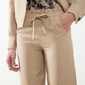 Ruffled Waist Straight Leg Trousers