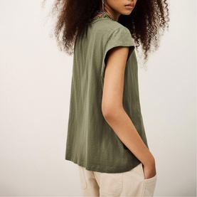 Very Ruffle Tie Front Top