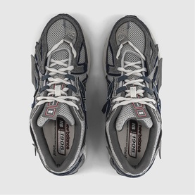 1906 Trainers