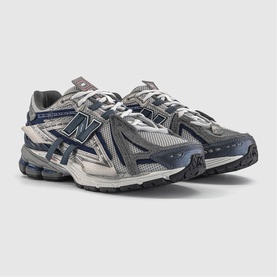 1906 Trainers